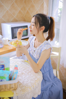 年轻老师6大胸女教师